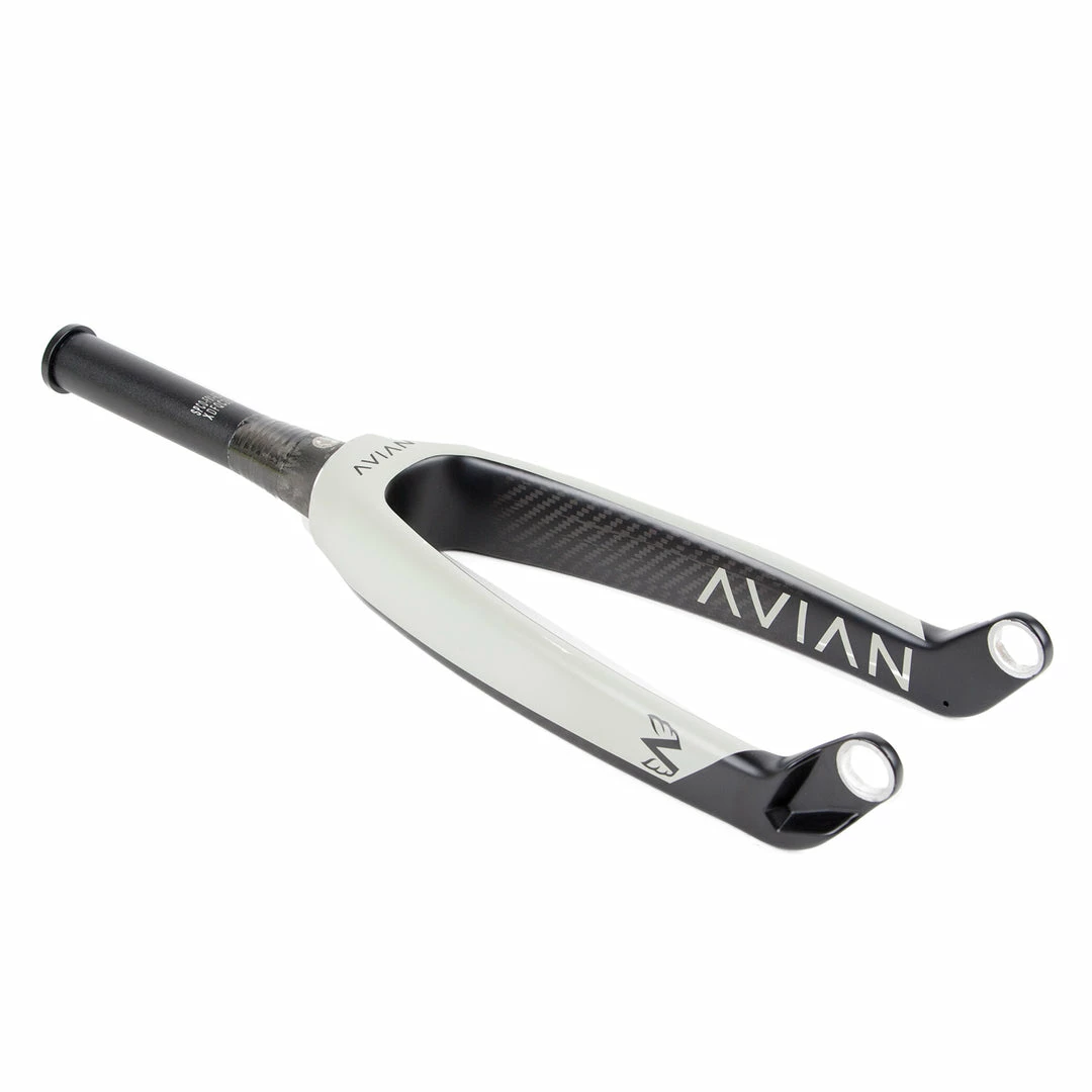 Avian Versus Tapered Carbon Pro Fork-20"-10mm Forks 5 Avian Versus Tapered Carbon Pro Fork-20"-10mm Forks