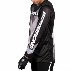 Stay Strong Chevron Jersey-Black