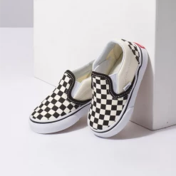 SHOES Vans Classic Slip-On Todder Shoe-Black/White Checkerboard