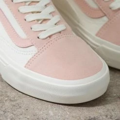 Vans Old Skool Angie Marino BMX Shoes-Peach/Marshmallow 11 Vans Old Skool Angie Marino BMX Shoes-Peach/Marshmallow
