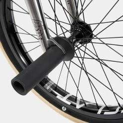 FREESTYLE BIKES We The People Battleship 20.75